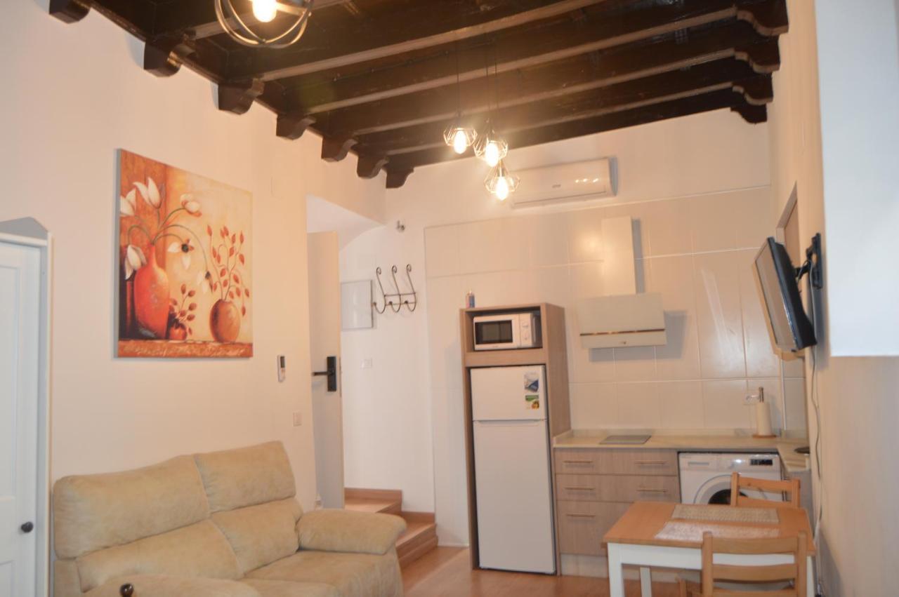 Alcazar Viejo Parking Tourist Cordoba Apartment Exterior foto