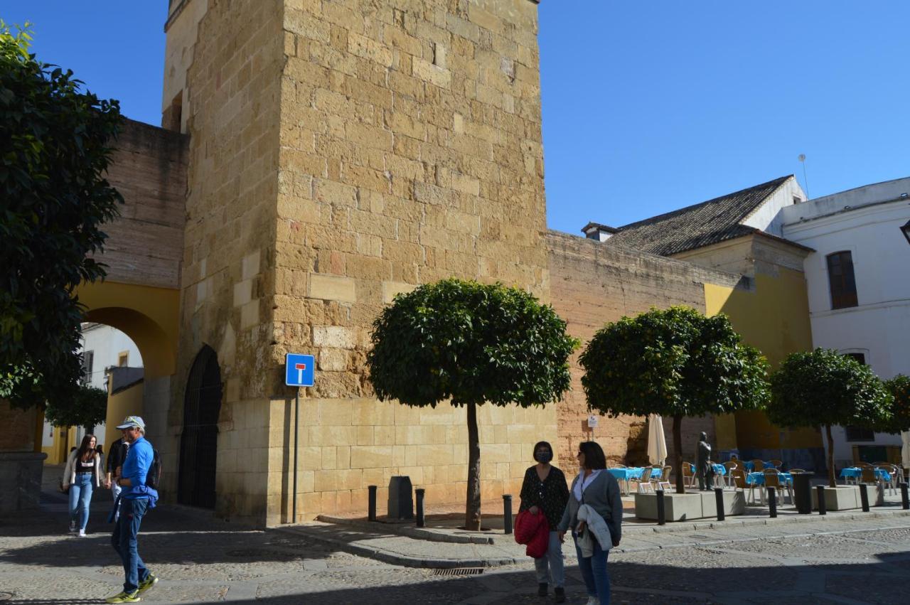 Alcazar Viejo Parking Tourist Cordoba Apartment Exterior foto